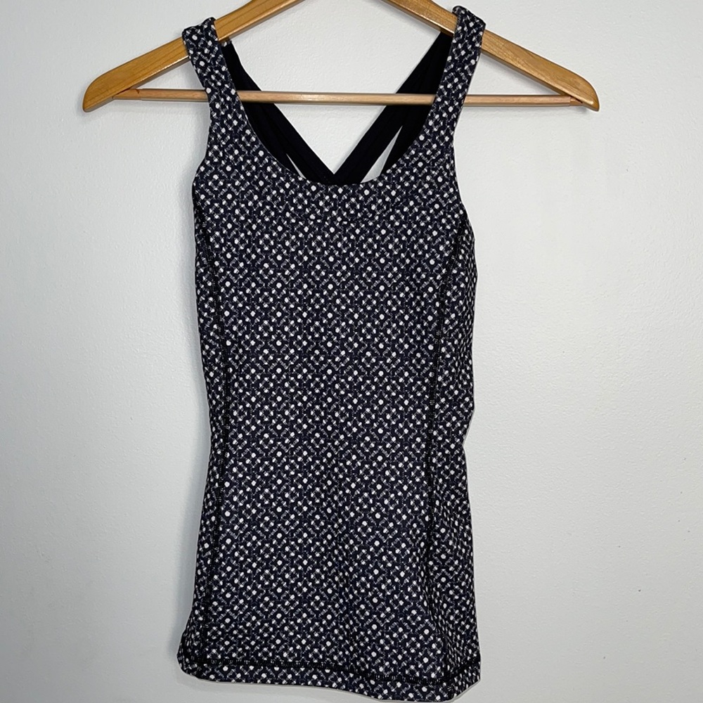 NWT Lululemon Enhearten Tank, Size 4